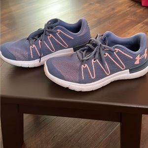 Womens UA Shoes…Only worn a few times!!..Still in GUC!!..